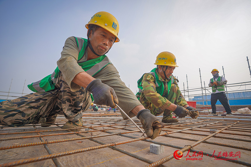 项目建设现场。人民网记者 李兆民摄 项目建设现场。人民网记者 李兆民摄